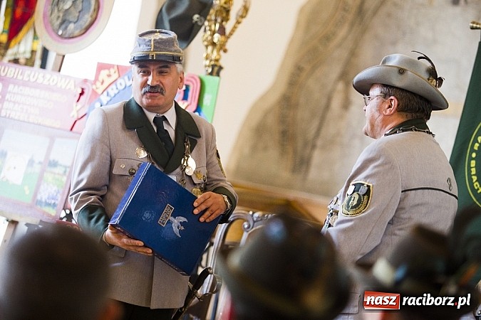 Zdjęcie w galerii na portalu naszraciborz.pl: Obchody X rocznicy wznowienia działalności Bractwa Kurkowego wiadomości z regionu