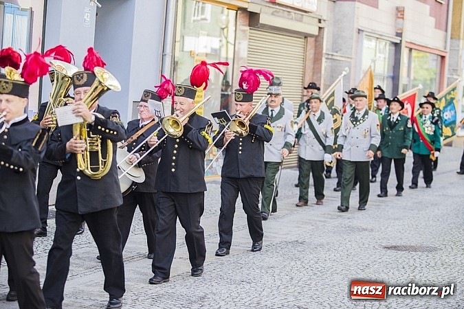 Zdjęcie w galerii na portalu naszraciborz.pl: Obchody X rocznicy wznowienia działalności Bractwa Kurkowego wiadomości z regionu