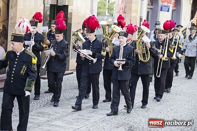 Zdjęcie w galerii na portalu naszraciborz.pl: Obchody X rocznicy wznowienia działalności Bractwa Kurkowego wiadomości z regionu