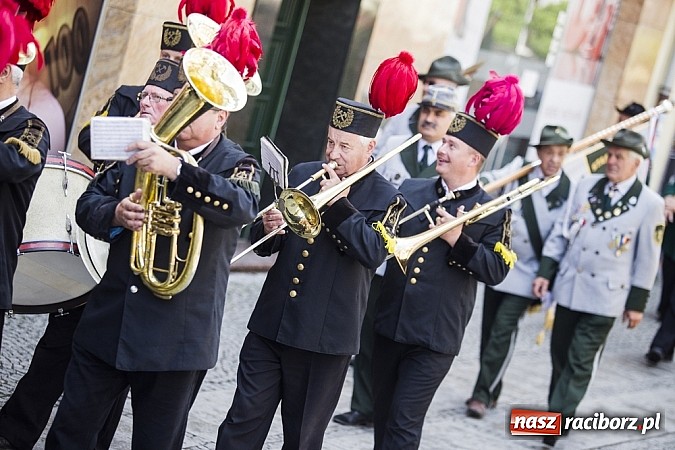 Zdjęcie w galerii na portalu naszraciborz.pl: Obchody X rocznicy wznowienia działalności Bractwa Kurkowego wiadomości z regionu