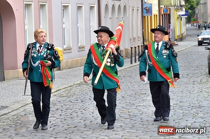 Zdjęcie w galerii na portalu naszraciborz.pl: Obchody X rocznicy wznowienia działalności Bractwa Kurkowego wiadomości z regionu