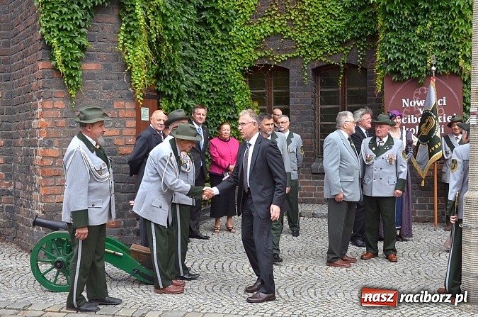 Zdjęcie w galerii na portalu naszraciborz.pl: Obchody X rocznicy wznowienia działalności Bractwa Kurkowego wiadomości z regionu