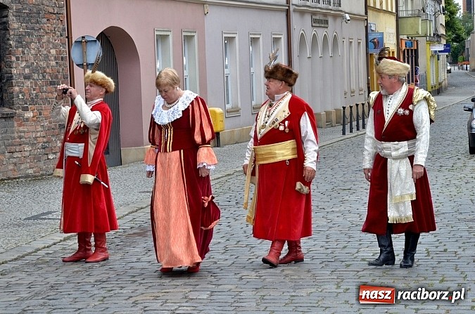 Zdjęcie w galerii na portalu naszraciborz.pl: Obchody X rocznicy wznowienia działalności Bractwa Kurkowego wiadomości z regionu