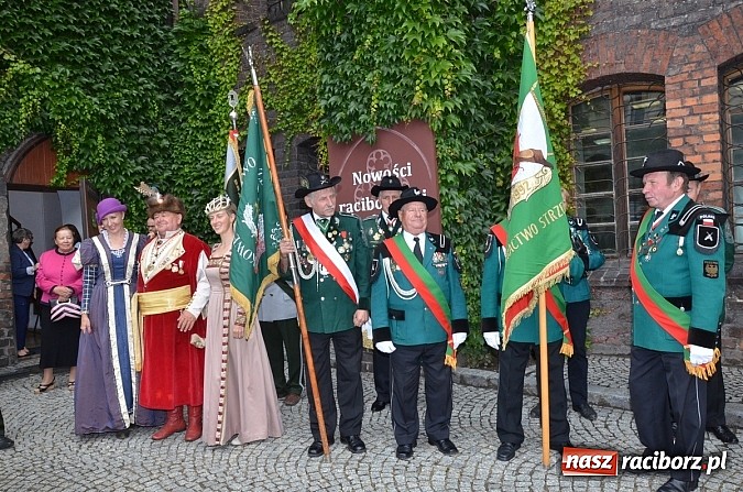 Zdjęcie w galerii na portalu naszraciborz.pl: Obchody X rocznicy wznowienia działalności Bractwa Kurkowego wiadomości z regionu