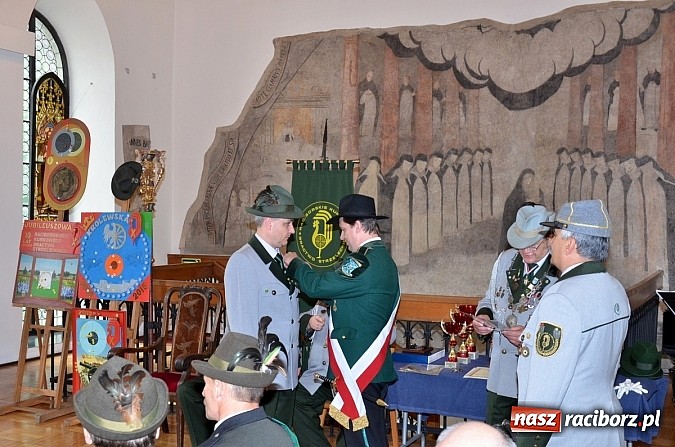 Zdjęcie w galerii na portalu naszraciborz.pl: Obchody X rocznicy wznowienia działalności Bractwa Kurkowego wiadomości z regionu