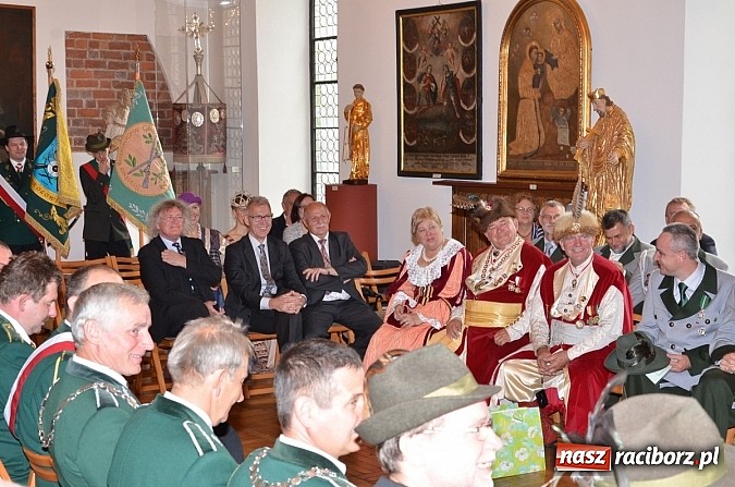 Zdjęcie w galerii na portalu naszraciborz.pl: Obchody X rocznicy wznowienia działalności Bractwa Kurkowego wiadomości z regionu