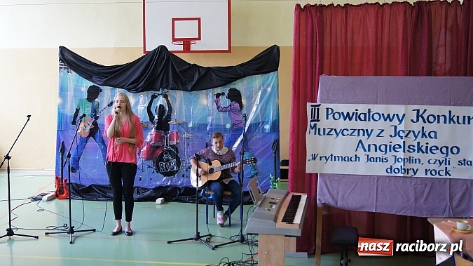 Zdjęcie w galerii na portalu naszraciborz.pl: III edycja powiatowego konkursu muzycznego z języka angielskiego w gimnazjum Pietrowicach Wielkich wiadomości z regionu