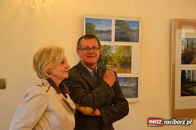 Zdjęcie w galerii na portalu naszraciborz.pl: Symfonia mojego serca - wernisaż fotografii Tomasa Sladecka na zamku  wiadomości z regionu