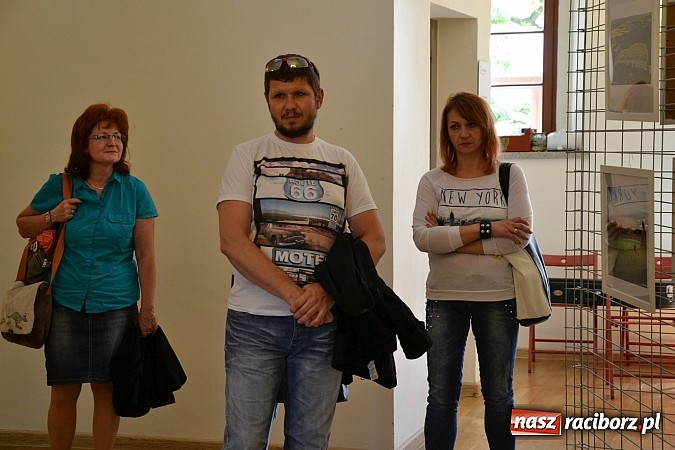 Zdjęcie w galerii na portalu naszraciborz.pl: Symfonia mojego serca - wernisaż fotografii Tomasa Sladecka na zamku  wiadomości z regionu