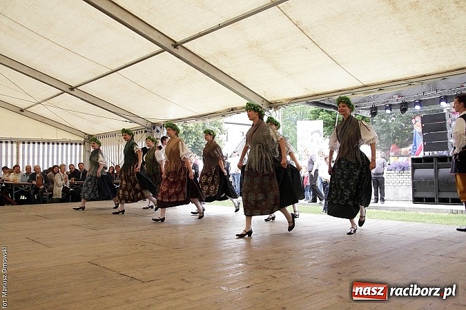 Zdjęcie w galerii na portalu naszraciborz.pl: Festiwal folkloru i jubileusz Tworkauer Eiche wiadomości z regionu