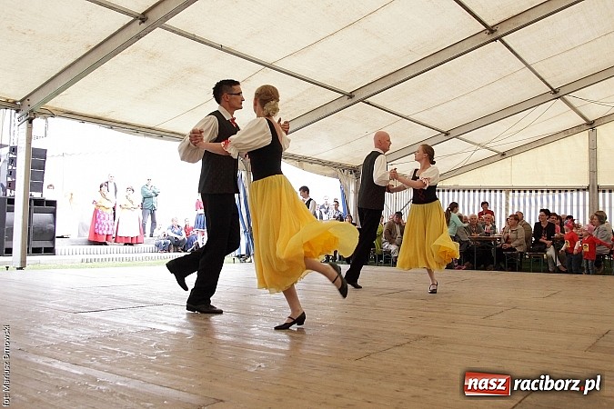 Zdjęcie w galerii na portalu naszraciborz.pl: Festiwal folkloru i jubileusz Tworkauer Eiche wiadomości z regionu