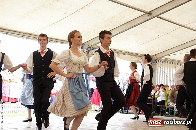 Zdjęcie w galerii na portalu naszraciborz.pl: Festiwal folkloru i jubileusz Tworkauer Eiche wiadomości z regionu