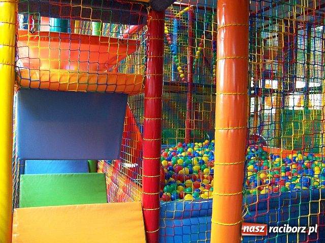 Zdjęcie w galerii na portalu naszraciborz.pl: Gumisiowy Raj wiadomości z regionu