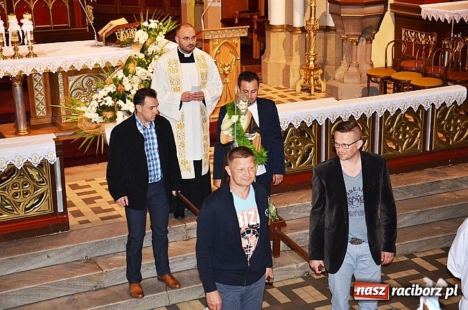 Zdjęcie w galerii na portalu naszraciborz.pl: Wieczór Świętojański na Ostrogu wiadomości z regionu