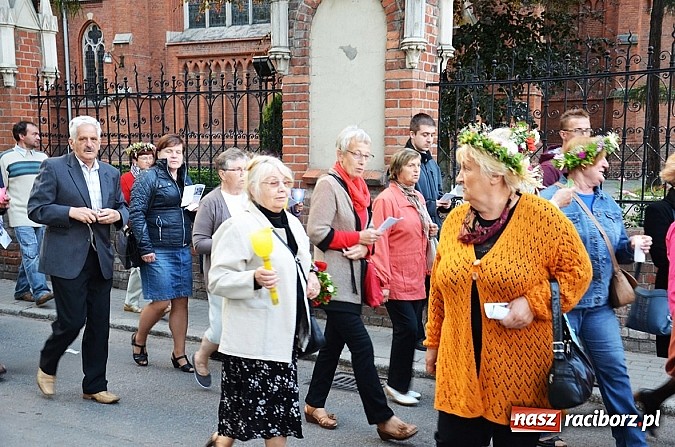 Zdjęcie w galerii na portalu naszraciborz.pl: Wieczór Świętojański na Ostrogu wiadomości z regionu