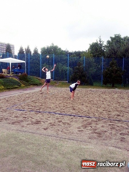 Zdjęcie w galerii na portalu naszraciborz.pl: ﻿Brązowy medal Mistrzostw Śląska Młodzików w Siatkówce Plażowej dla siatkarzy KS AZS Rafako Racibórz  wiadomości z regionu