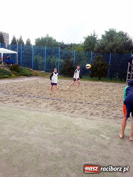 Zdjęcie w galerii na portalu naszraciborz.pl: ﻿Brązowy medal Mistrzostw Śląska Młodzików w Siatkówce Plażowej dla siatkarzy KS AZS Rafako Racibórz  wiadomości z regionu