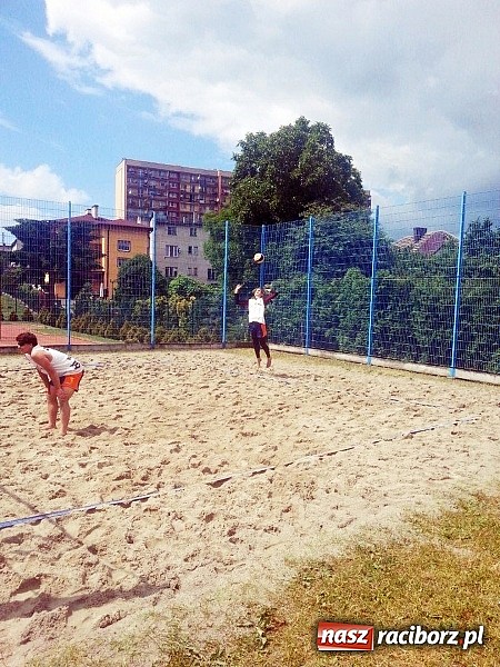 Zdjęcie w galerii na portalu naszraciborz.pl: ﻿Brązowy medal Mistrzostw Śląska Młodzików w Siatkówce Plażowej dla siatkarzy KS AZS Rafako Racibórz  wiadomości z regionu