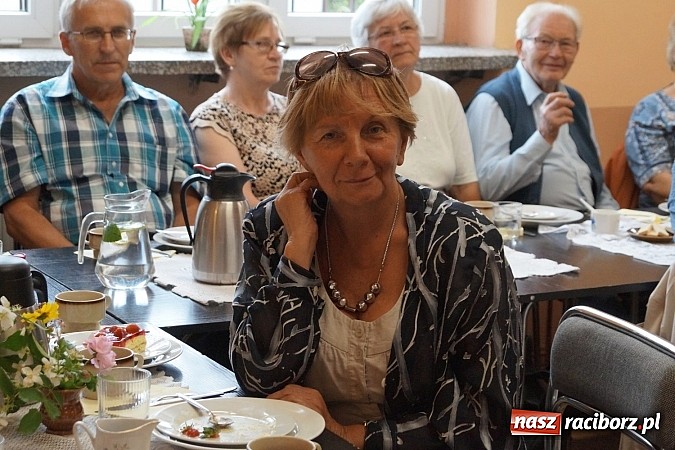 Zdjęcie w galerii na portalu naszraciborz.pl: Dzień Matki i Ojca u seniorów w Nędzy z piosenką i tańcem  wiadomości z regionu