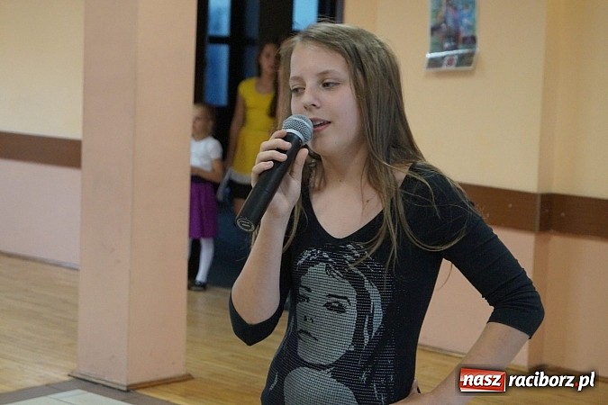 Zdjęcie w galerii na portalu naszraciborz.pl: Dzień Matki i Ojca u seniorów w Nędzy z piosenką i tańcem  wiadomości z regionu