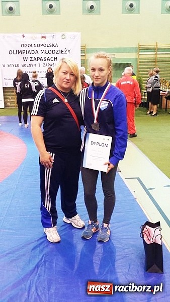 Zdjęcie w galerii na portalu naszraciborz.pl: Natalia Duksa ze srebrnym medalem XXI Olimpiady Młodzieży w zapasach wiadomości z regionu