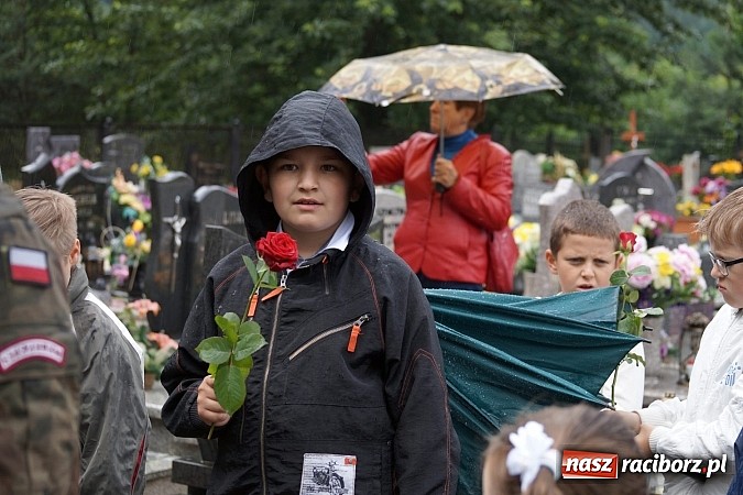 Zdjęcie w galerii na portalu naszraciborz.pl: W Górkach Śl. uczcili ofiary marszu śmierci wiadomości z regionu