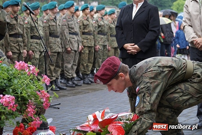 Zdjęcie w galerii na portalu naszraciborz.pl: W Górkach Śl. uczcili ofiary marszu śmierci wiadomości z regionu