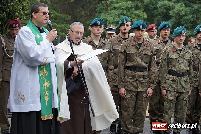 Zdjęcie w galerii na portalu naszraciborz.pl: W Górkach Śl. uczcili ofiary marszu śmierci wiadomości z regionu