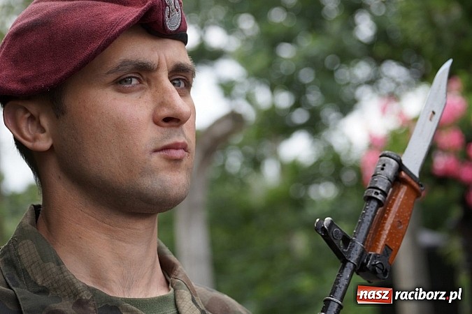 Zdjęcie w galerii na portalu naszraciborz.pl: W Górkach Śl. uczcili ofiary marszu śmierci wiadomości z regionu