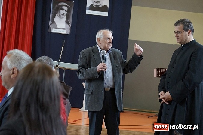 Zdjęcie w galerii na portalu naszraciborz.pl: W Górkach Śl. uczcili ofiary marszu śmierci wiadomości z regionu