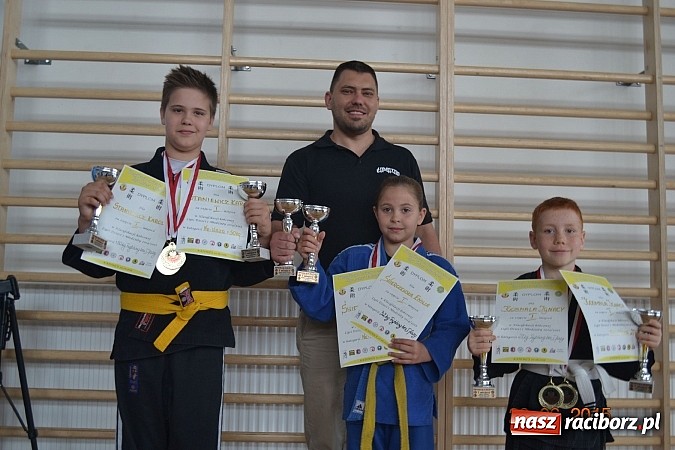 Zdjęcie w galerii na portalu naszraciborz.pl: Najmłodsi Łamatorzy na podsumowaniu Ligi wiadomości z regionu