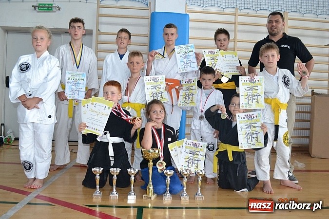 Zdjęcie w galerii na portalu naszraciborz.pl: Najmłodsi Łamatorzy na podsumowaniu Ligi wiadomości z regionu