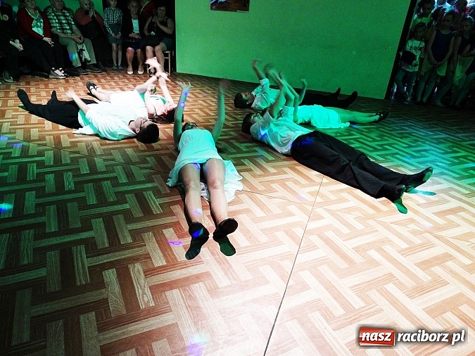 Zdjęcie w galerii na portalu naszraciborz.pl: Koncert Młodzieżowego Domu Kultury dla gości z Walii  wiadomości z regionu