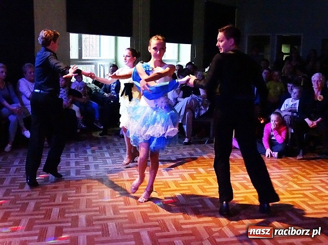 Zdjęcie w galerii na portalu naszraciborz.pl: Koncert Młodzieżowego Domu Kultury dla gości z Walii  wiadomości z regionu