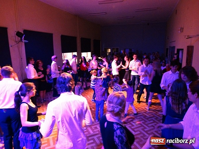 Zdjęcie w galerii na portalu naszraciborz.pl: Koncert Młodzieżowego Domu Kultury dla gości z Walii  wiadomości z regionu