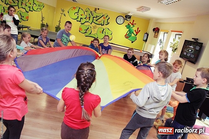 Zdjęcie w galerii na portalu naszraciborz.pl: Klasa na medal w Szkole Podstawowej nr 1 wiadomości z regionu