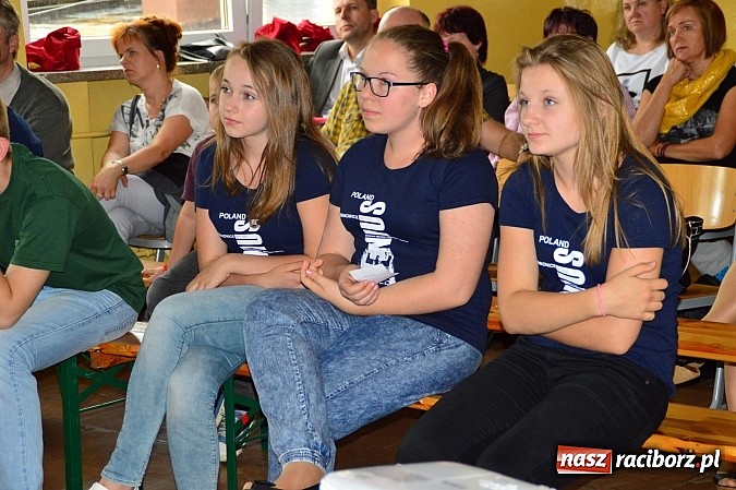 Zdjęcie w galerii na portalu naszraciborz.pl: Nowe przyjaźnie, wyjazd do Hiszpanii, przygoda na całe życie - gimnazjum w Bieńkowicach podsumowało projekt Comenius wiadomości z regionu