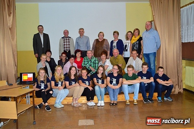 Zdjęcie w galerii na portalu naszraciborz.pl: Nowe przyjaźnie, wyjazd do Hiszpanii, przygoda na całe życie - gimnazjum w Bieńkowicach podsumowało projekt Comenius wiadomości z regionu