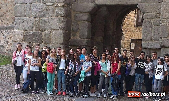 Zdjęcie w galerii na portalu naszraciborz.pl: Nowe przyjaźnie, wyjazd do Hiszpanii, przygoda na całe życie - gimnazjum w Bieńkowicach podsumowało projekt Comenius wiadomości z regionu