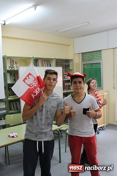 Zdjęcie w galerii na portalu naszraciborz.pl: Nowe przyjaźnie, wyjazd do Hiszpanii, przygoda na całe życie - gimnazjum w Bieńkowicach podsumowało projekt Comenius wiadomości z regionu