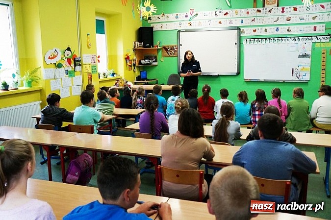 Zdjęcie w galerii na portalu naszraciborz.pl: Laureaci konkursu Zaadoptuj rzekę wiadomości z regionu