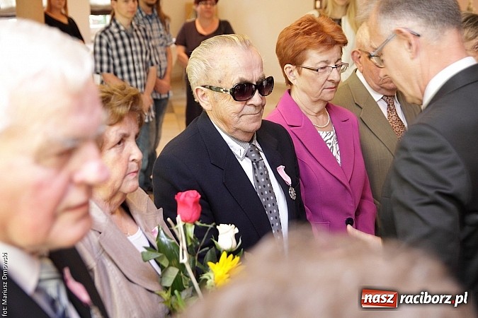Zdjęcie w galerii na portalu naszraciborz.pl: I że Cię nie opuszczę aż do śmierci - złote gody w Urzędzie Stanu Cywilnego wiadomości z regionu