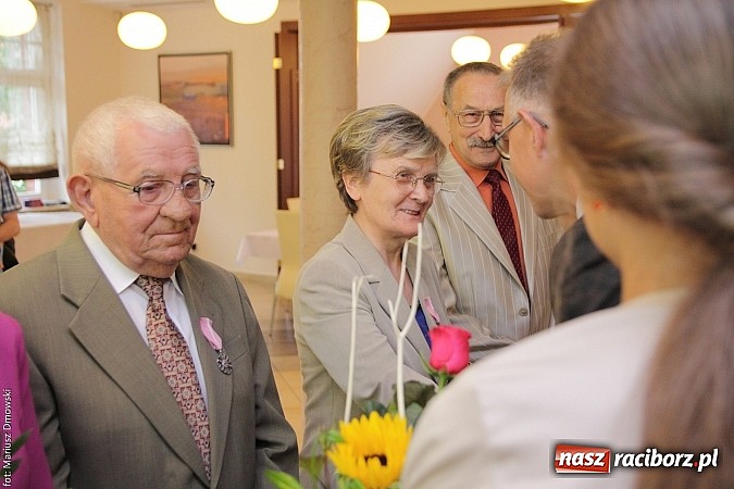 Zdjęcie w galerii na portalu naszraciborz.pl: I że Cię nie opuszczę aż do śmierci - złote gody w Urzędzie Stanu Cywilnego wiadomości z regionu