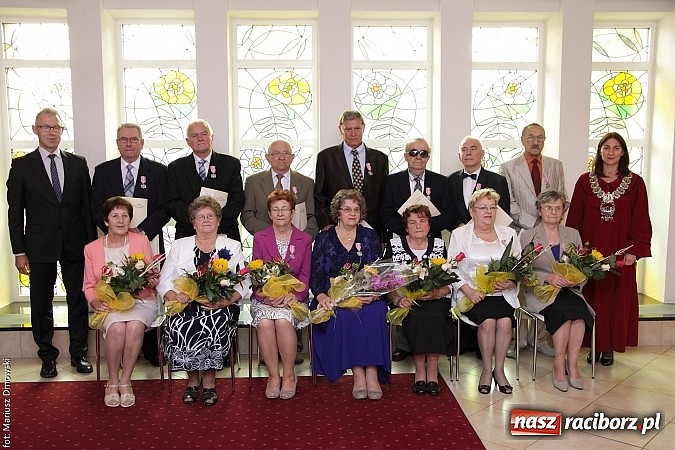 Zdjęcie w galerii na portalu naszraciborz.pl: I że Cię nie opuszczę aż do śmierci - złote gody w Urzędzie Stanu Cywilnego wiadomości z regionu