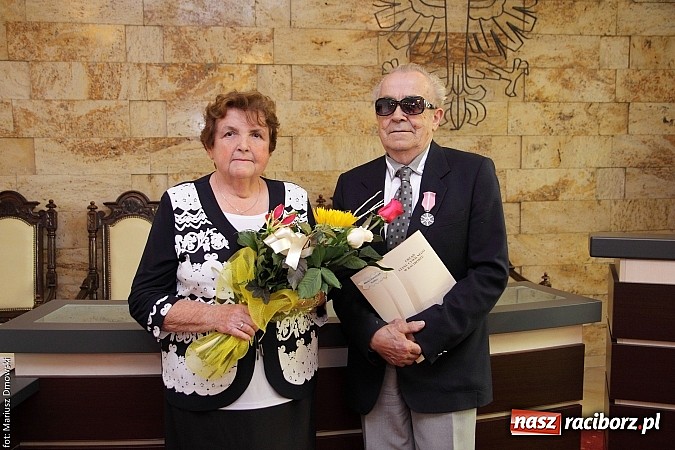 Zdjęcie w galerii na portalu naszraciborz.pl: I że Cię nie opuszczę aż do śmierci - złote gody w Urzędzie Stanu Cywilnego wiadomości z regionu
