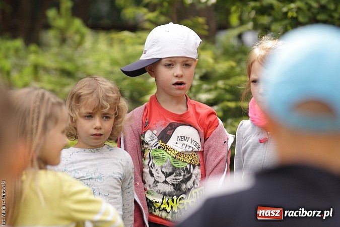 Zdjęcie w galerii na portalu naszraciborz.pl: Wakacyjne czytanie z ZSZ  wiadomości z regionu