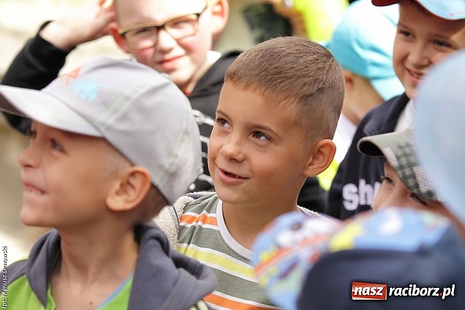 Zdjęcie w galerii na portalu naszraciborz.pl: Wakacyjne czytanie z ZSZ  wiadomości z regionu