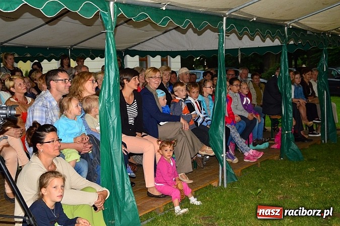 Zdjęcie w galerii na portalu naszraciborz.pl: Faceci w kiltach, czyli Szkocka Intryga w wojnowickim pałacu wiadomości z regionu