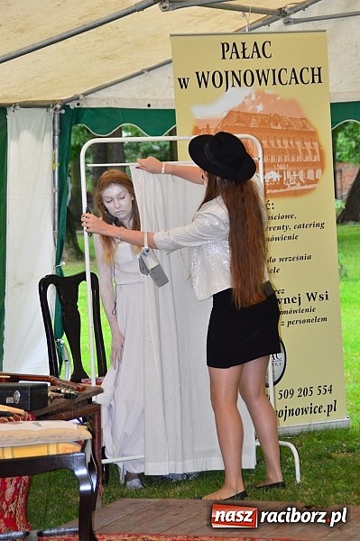 Zdjęcie w galerii na portalu naszraciborz.pl: Faceci w kiltach, czyli Szkocka Intryga w wojnowickim pałacu wiadomości z regionu