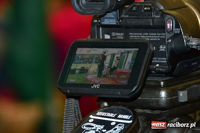 Zdjęcie w galerii na portalu naszraciborz.pl: Faceci w kiltach, czyli Szkocka Intryga w wojnowickim pałacu wiadomości z regionu